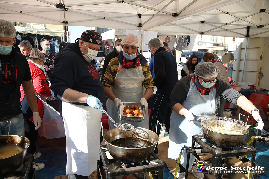 VBS_6187 - 10.ma Fiera Nazionale del Tartufo e Fiera dei Santi.jpg